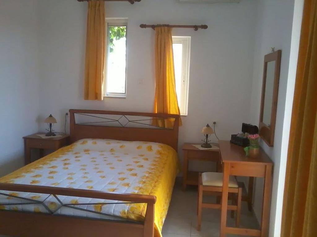 Kioni Villas 弗朗哥卡斯特隆 客房 照片